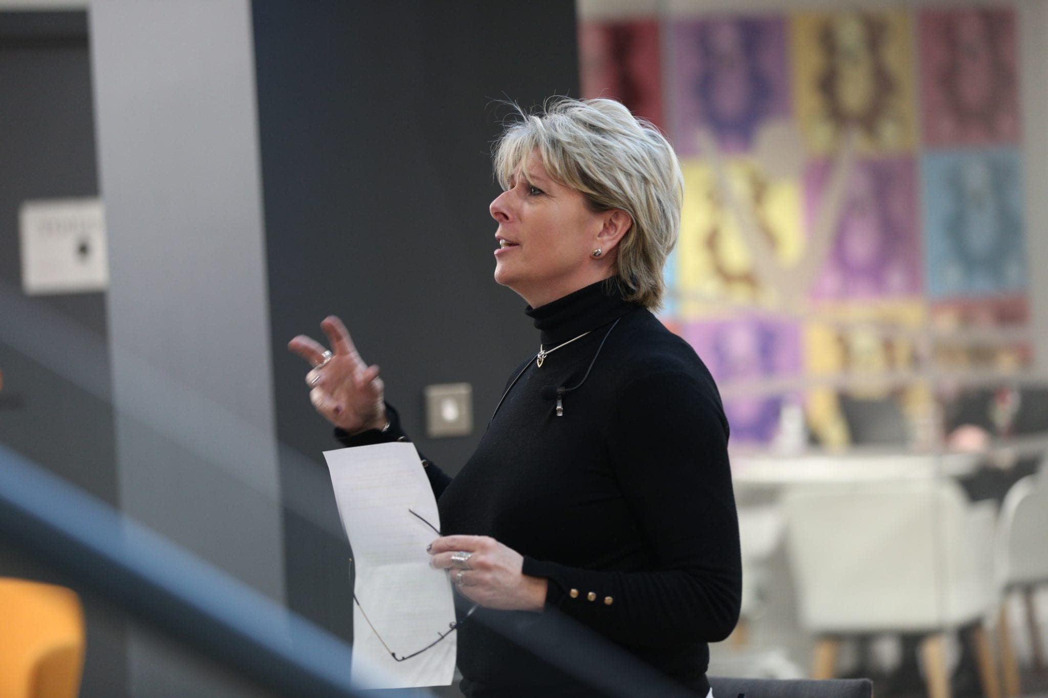 Read more about the article How I became a professional speaker